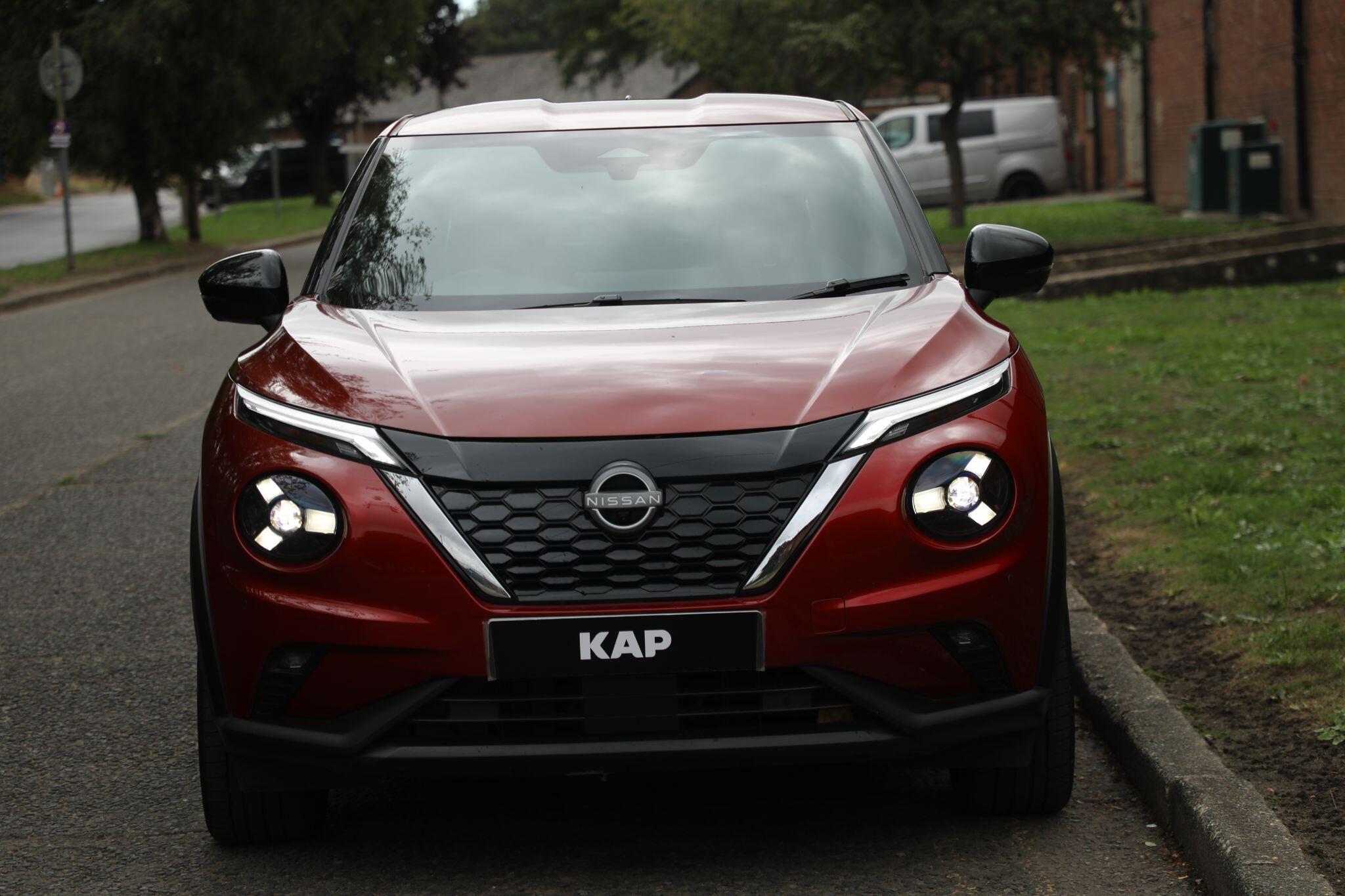 Large vehicle image